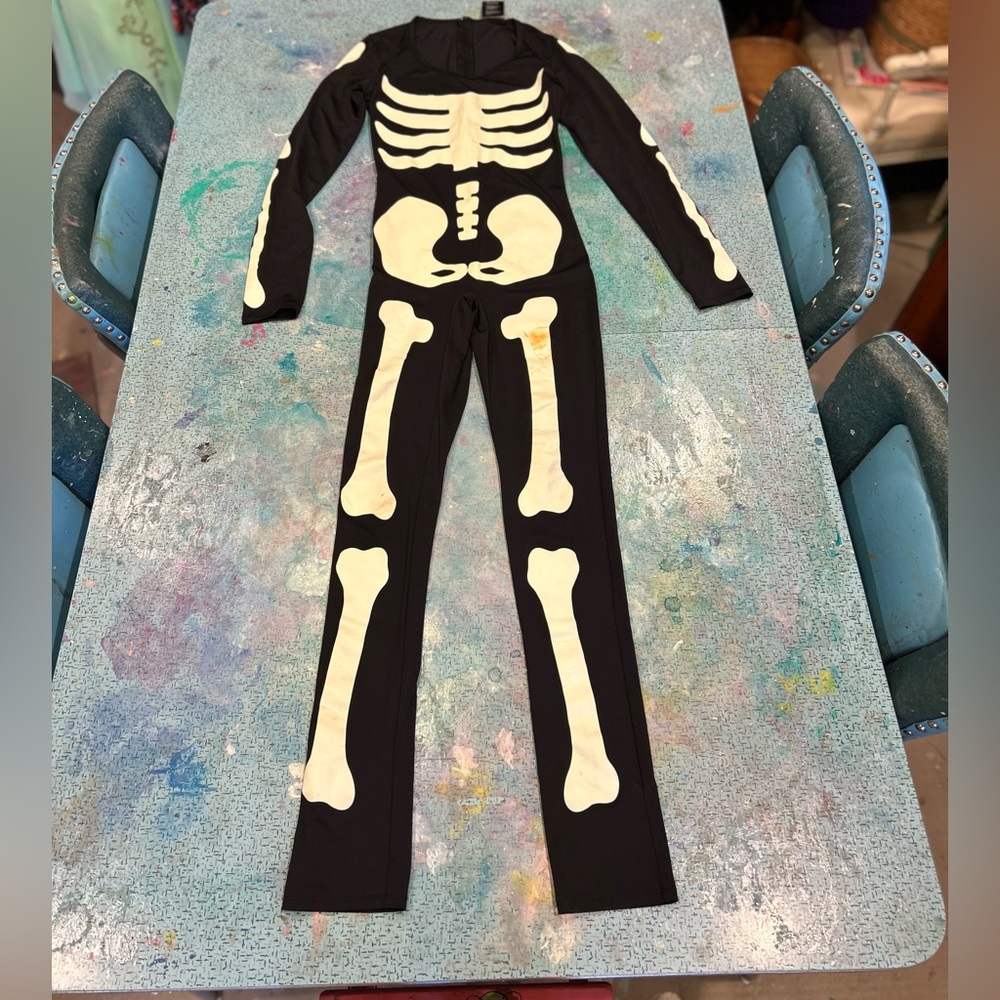 Glow IN Dark Skelton Suit